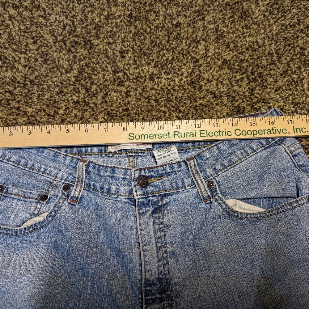 Levi’s Strauss Signature Jeans Women’s Sz 14 M Misses Low Rise Bootcut Stretch - Picture 8 of 11